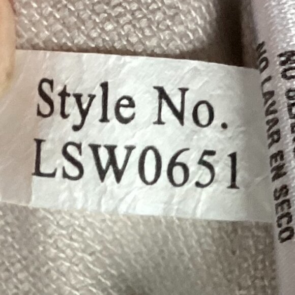 Lolë Bermuda Shorts SPF50+ Stretch Sz 10 Light Beige 120J - Picture 11 of 11